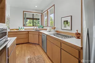 3330 N Narrows Dr, Tacoma, WA 98407 - Photo 15