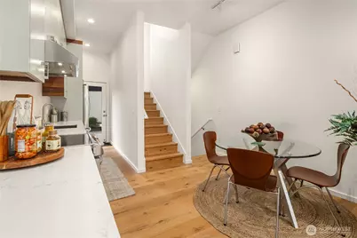 627 13th Avenue E, Seattle, WA 98102 - Photo 7