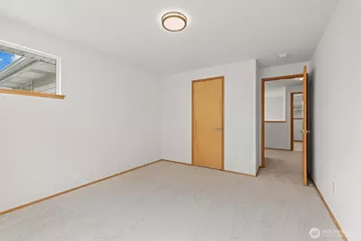 12828 175th Court SE, Renton, WA 98058 - Photo 29