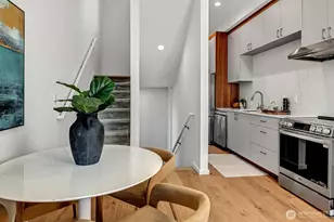 1227 E Roy St, Seattle, WA 98102 - Photo 15
