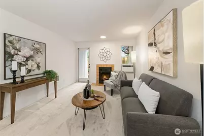 13717 Linden Avenue N #104, Seattle, WA 98133 - Photo 5