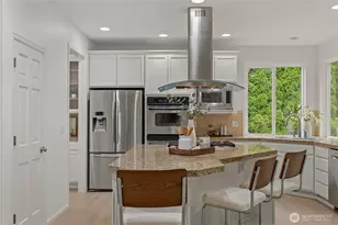 20554 NE 32nd Ct, Sammamish, WA 98074 - Photo 9