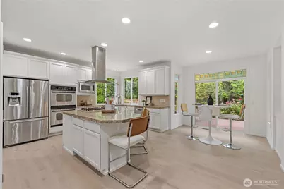20554 NE 32nd Court, Sammamish, WA 98074 - Photo 13