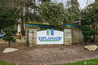 10016 NE 120th Lane #F201, Kirkland, WA 98034 - Photo 3