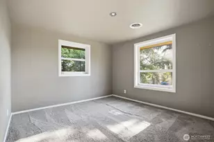 1207 32nd St, Bellingham, WA 98225 - Photo 11