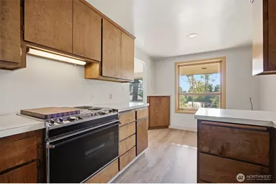 1207 32nd Street, Bellingham, WA 98225 - Photo 9