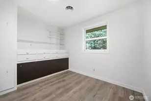 1207 32nd St, Bellingham, WA 98225 - Photo 13