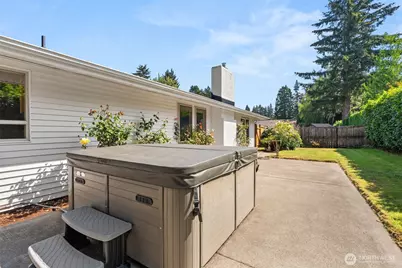 2011 Baker Terrace SE, Olympia, WA 98501 - Photo 25