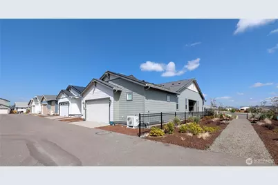 20724 150th Street E, Bonney Lake, WA 98391 - Photo 35