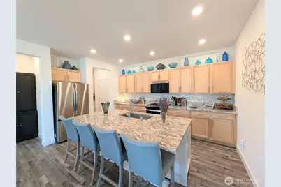 20724 150th Street E, Bonney Lake, WA 98391 - Photo 11