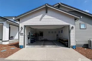 20724 150th St E, Bonney Lake, WA 98391 - Photo 37