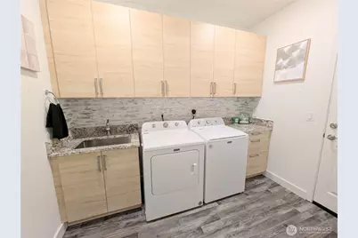 20724 150th Street E, Bonney Lake, WA 98391 - Photo 17