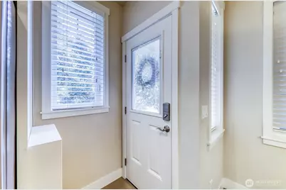 690 Wintersweet Road NE, Bainbridge Island, WA 98110 - Photo 11
