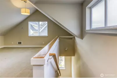 690 Wintersweet Road NE, Bainbridge Island, WA 98110 - Photo 21