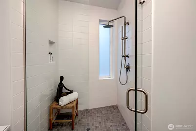 629 13th Avenue E, Seattle, WA 98102 - Photo 21