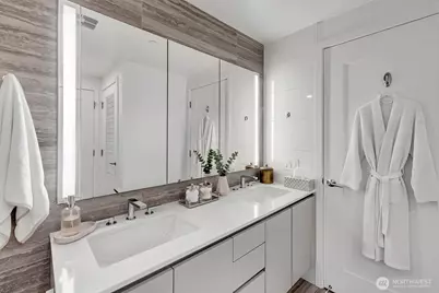 2510 6th Avenue #1210, Seattle, WA 98121 - Photo 15