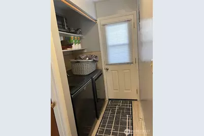 708 Grover Street, Lynden, WA 98264 - Photo 13