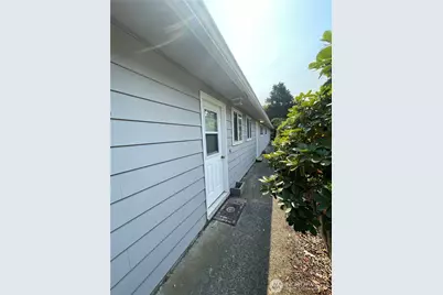 708 Grover Street, Lynden, WA 98264 - Photo 7