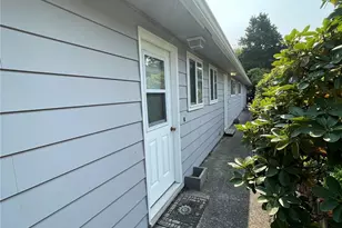 708 Grover St, Lynden, WA 98264 - Photo 7