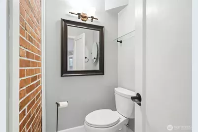 16714 SE Newport Way, Bellevue, WA 98006 - Photo 15