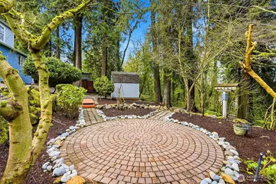 16714 SE Newport Way, Bellevue, WA 98006 - Photo 25