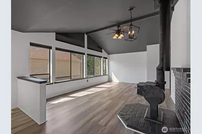 9408 1st Drive SE, Everett, WA 98208 - Photo 5