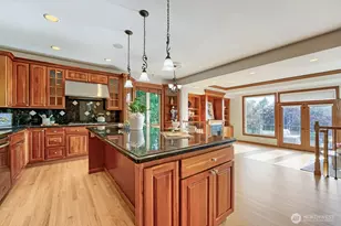 4736 134th Pl SE, Bellevue, WA 98006 - Photo 11