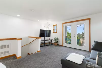 1939 10th Avenue W #B, Seattle, WA 98119 - Photo 9