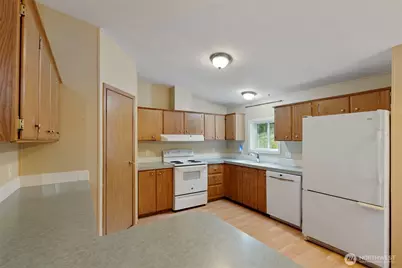 183 August Road, Onalaska, WA 98570 - Photo 9