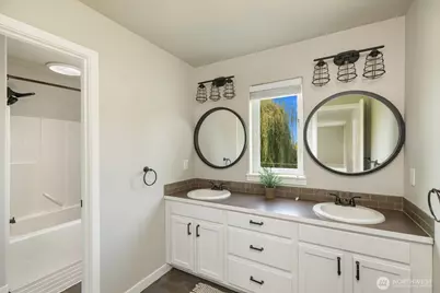 2209 Crystal Springs Road W, University Place, WA 98466 - Photo 13