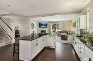 2209 Crystal Springs Rd W, University Place, WA 98466 - Photo 5
