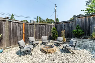 2209 Crystal Springs Road W, University Place, WA 98466 - Photo 23