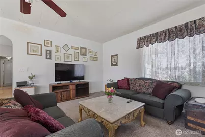 24324 SE 400th Street, Enumclaw, WA 98022 - Photo 7