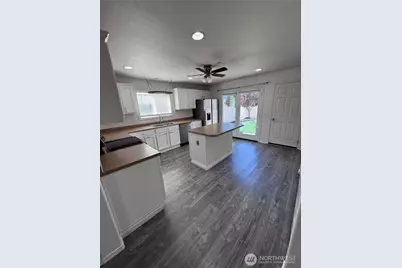 3091 Walker Road, DuPont, WA 98327 - Photo 7