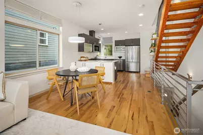 116 W Florentia Street #A, Seattle, WA 98119 - Photo 3