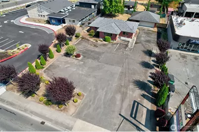 8021 State Avenue, Marysville, WA 98270 - Photo 23