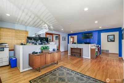 8021 State Avenue, Marysville, WA 98270 - Photo 5