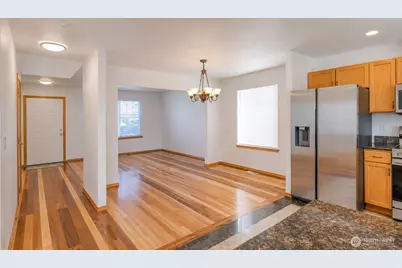 11112 16th Place SE, Lake Stevens, WA 98258 - Photo 3