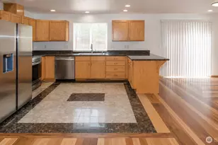 11112 16th Pl SE, Lake Stevens, WA 98258 - Photo 7