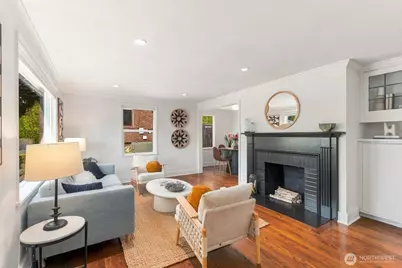 6736 10th Avenue NW, Seattle, WA 98117 - Photo 3