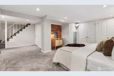 6736 10th Avenue NW, Seattle, WA 98117 - Photo 25