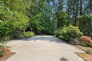 20605 SE 127th St, Issaquah, WA 98027 - Photo 31