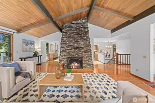 20605 SE 127th St, Issaquah, WA 98027 - Photo 3