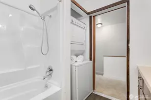 1816 E Jefferson St, Seattle, WA 98122 - Photo 21