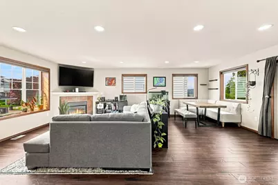 1011 94th Drive NE, Lake Stevens, WA 98258 - Photo 5
