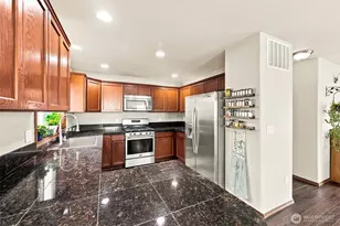 1011 94th Dr NE, Lake Stevens, WA 98258 - Photo 7