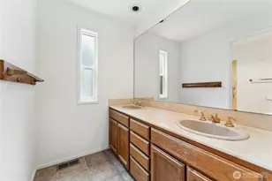 9725 NE Riverbend Dr, Bothell, WA 98011 - Photo 17