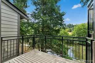 9725 NE Riverbend Dr, Bothell, WA 98011 - Photo 29