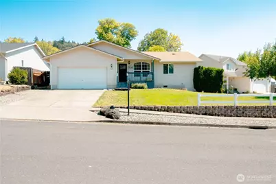 148 Greystone Road, Kalama, WA 98625 - Photo 1