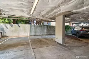 712 E Denny Way, Seattle, WA 98122 - Photo 13